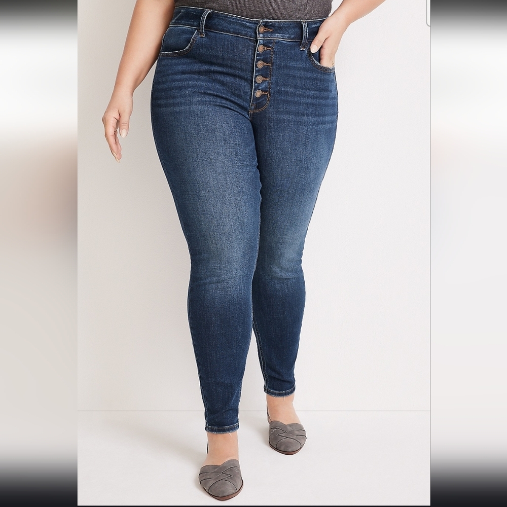 Maurices High Rise Button Fly Jegging Jeans